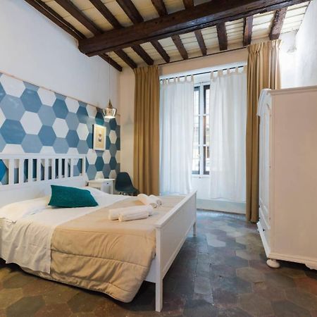 F4 - Santa Croce One Bedroom Flat 2 To 4 Guests Firenze Eksteriør bilde