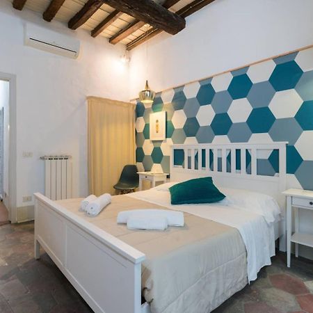 F4 - Santa Croce One Bedroom Flat 2 To 4 Guests Firenze Eksteriør bilde