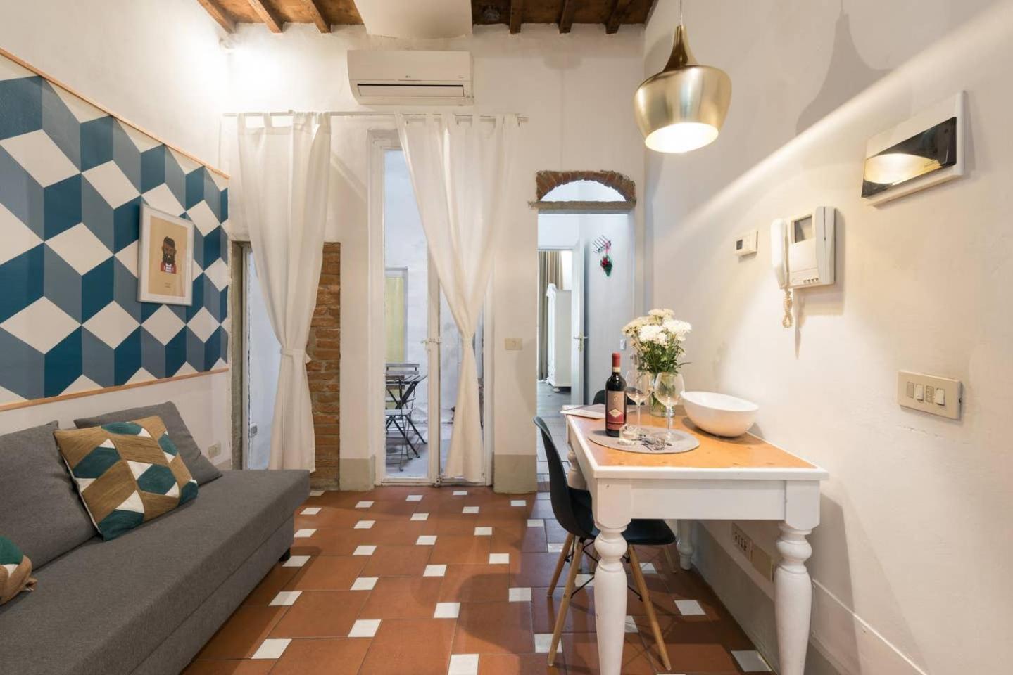 F4 - Santa Croce One Bedroom Flat 2 To 4 Guests Firenze Eksteriør bilde
