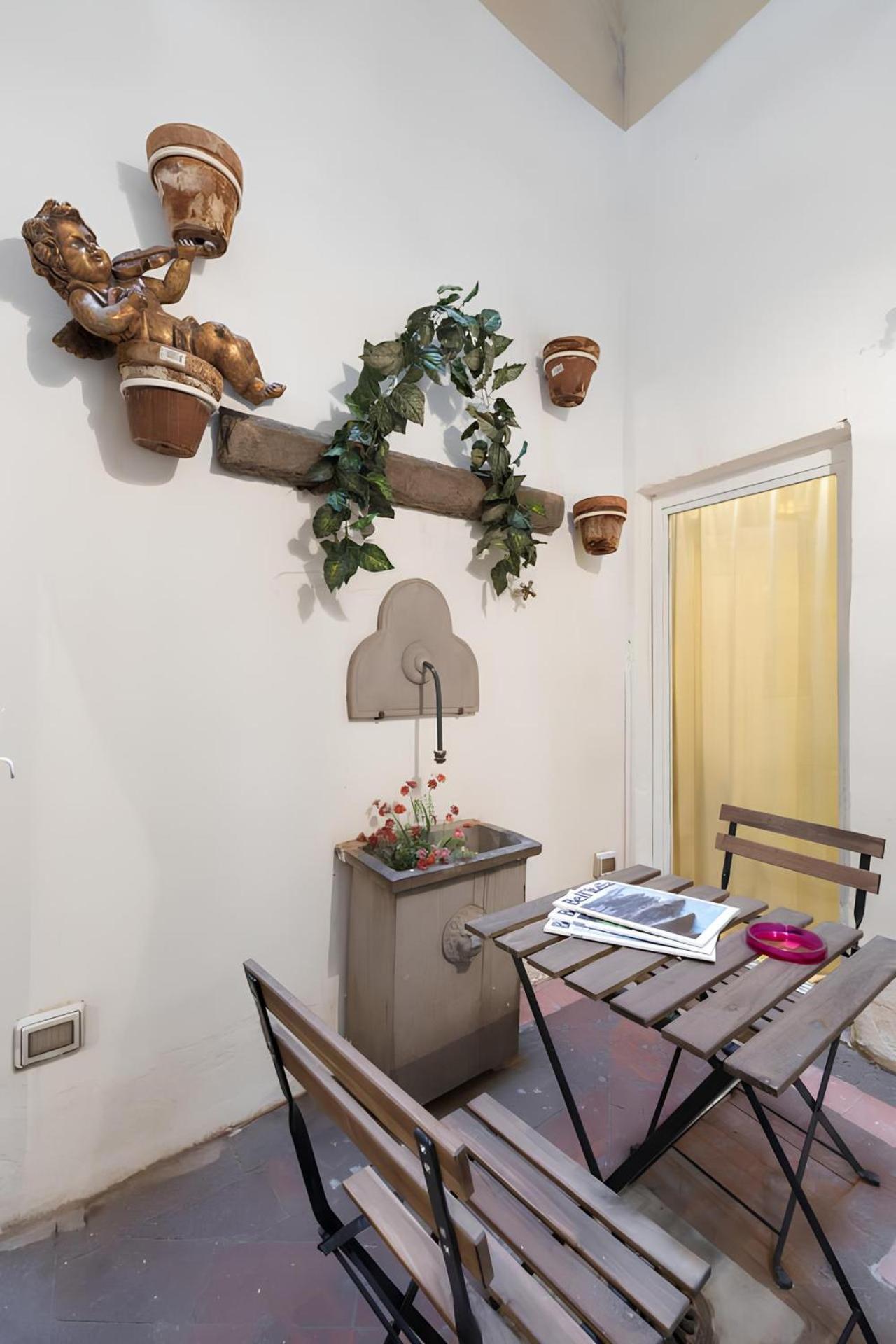F4 - Santa Croce One Bedroom Flat 2 To 4 Guests Firenze Eksteriør bilde